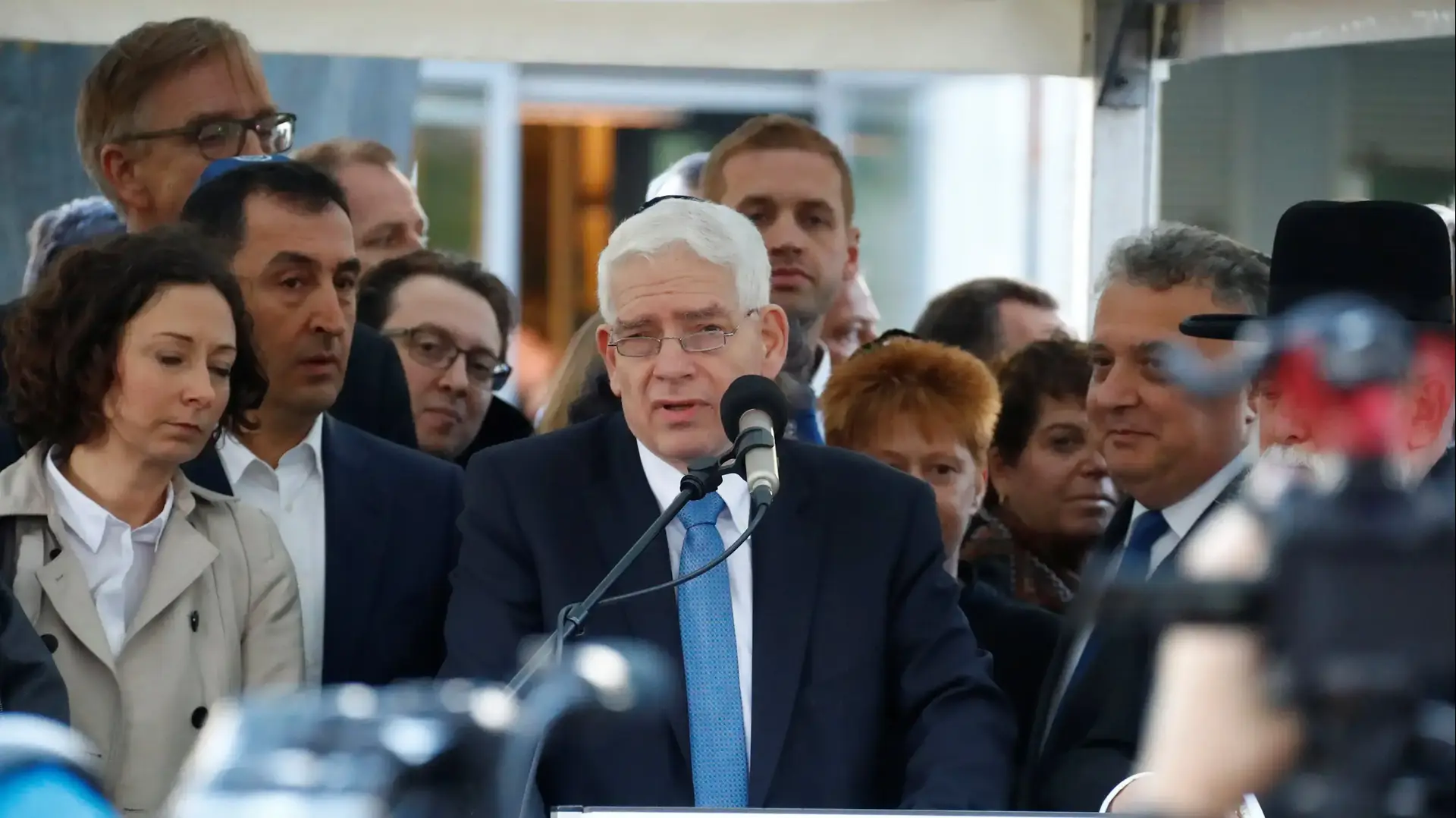 צעדת הכיפות בברלין גרמניה במחאה על אנטישמיות, יוסף שוסטר צעדת הכיפות בברלין גרמניה במחאה על אנטישמיות, יוסף שוסטר