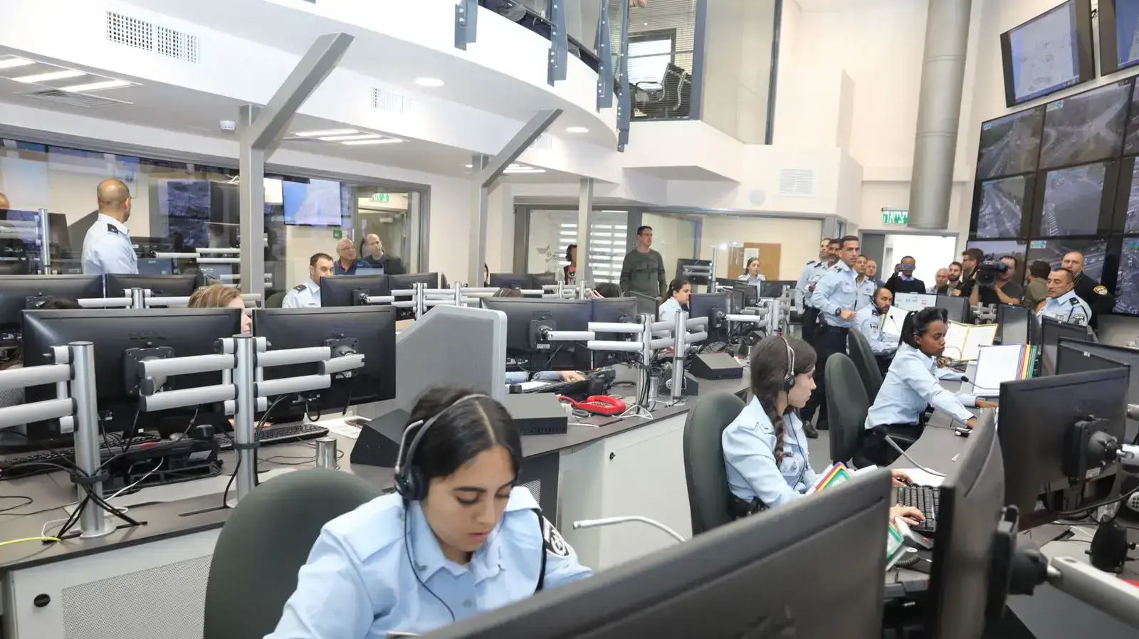 מרכז השליטה המשודרג של אגף התנועה בבית דגן מרכז השליטה המשודרג של אגף התנועה בבית דגן