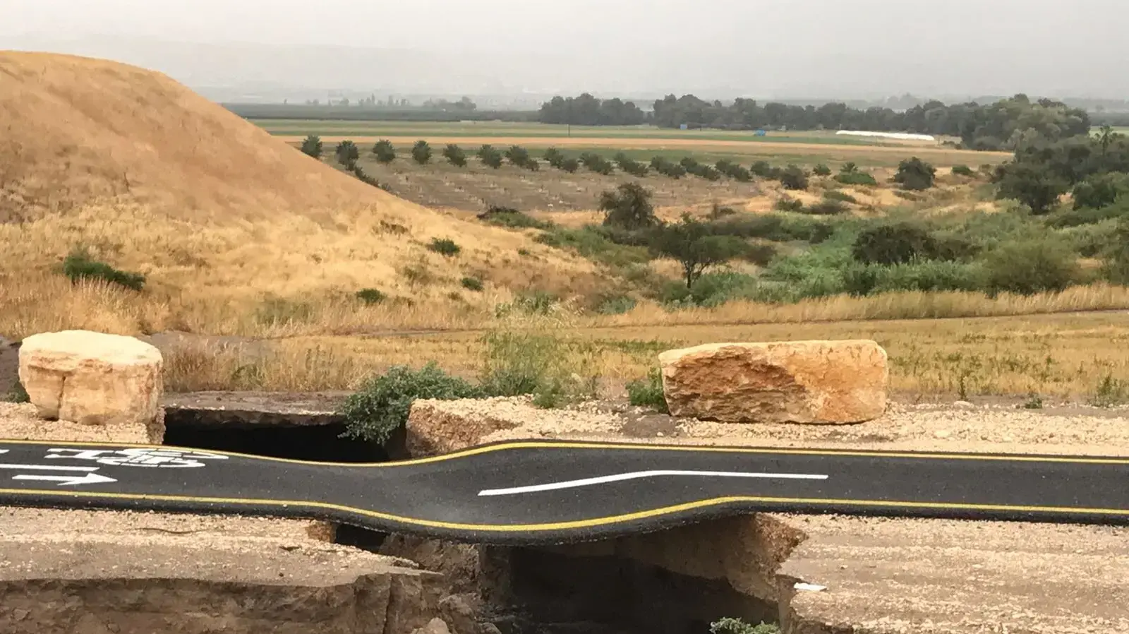 שביל אופניים בשכונת מינוס מאתיים בבית שאן שביל אופניים בשכונת מינוס מאתיים בבית שאן