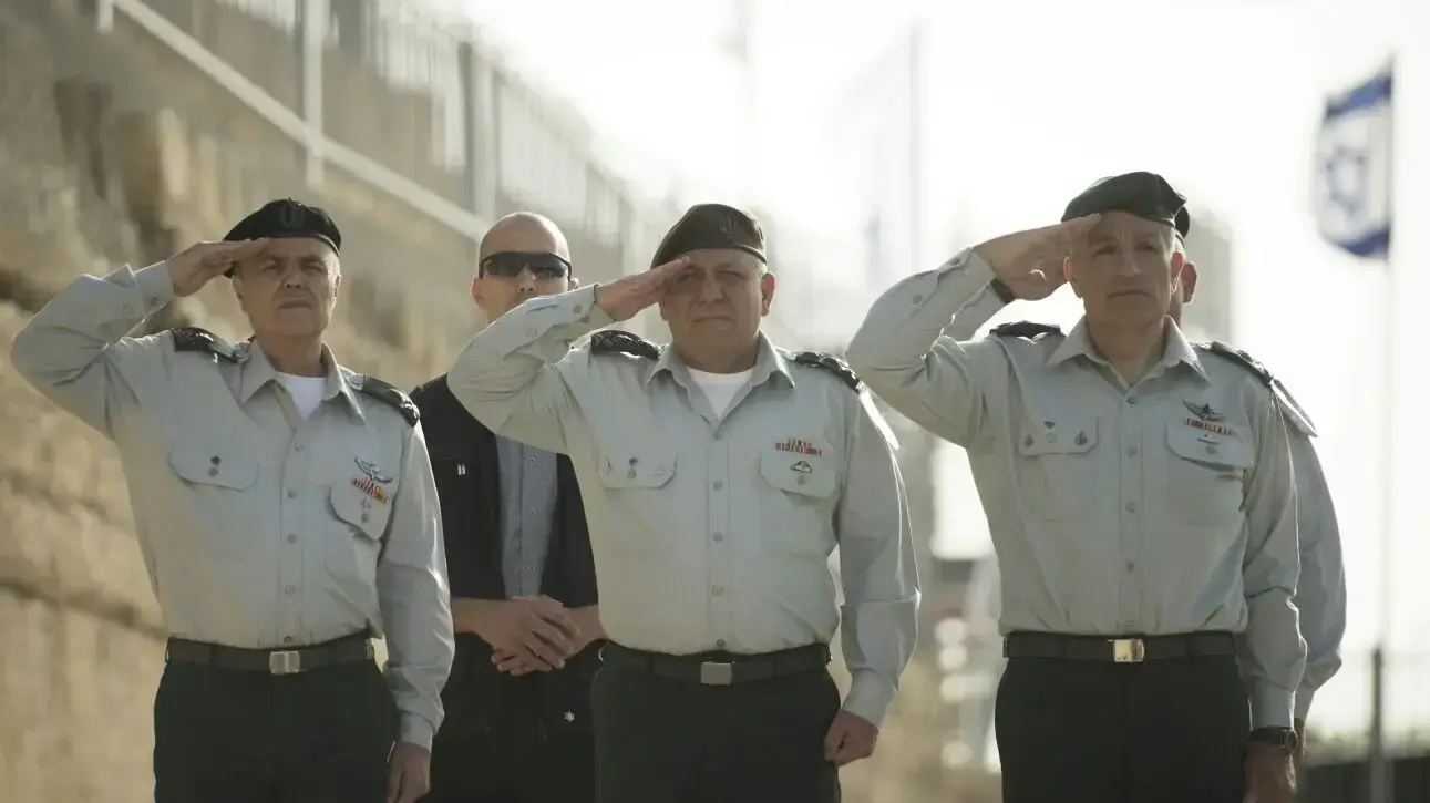 יואב (פולי) מרדכי, גדי איזנקוט וכמיל אבו רוקון, טקס החלפת מתאם הפעולות בשטחים, 1 במאי 2018