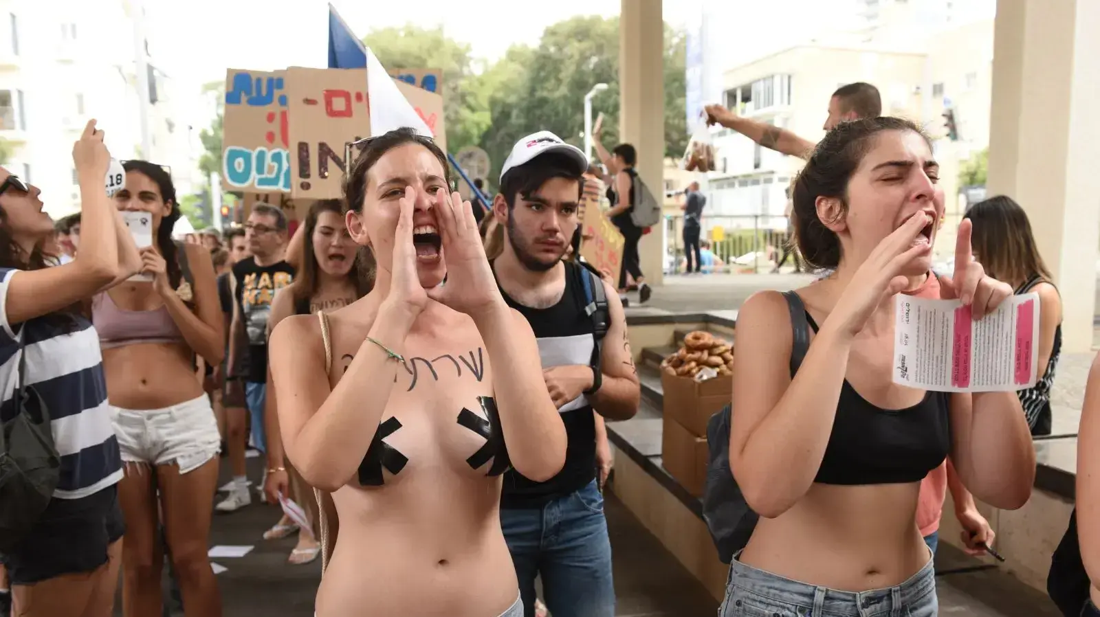 צעדת השרמוטות בתל אביב צעדת השרמוטות בתל אביב