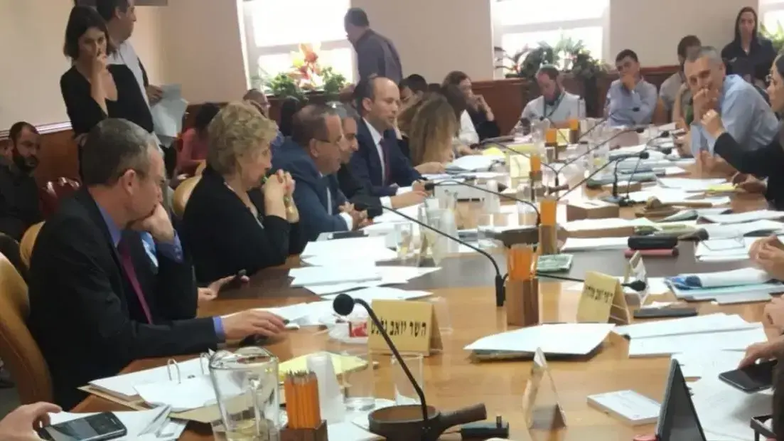 הדיון הסגור בוועדת השרים 6 במאי 2018 הדיון הסגור בוועדת השרים 6 במאי 2018