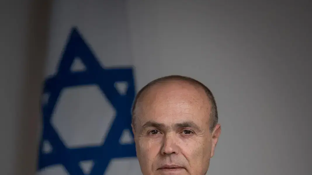 מתאם פעולות הממשלה בשטחים כמיל אבו רוקון מתאם פעולות הממשלה בשטחים כמיל אבו רוקון