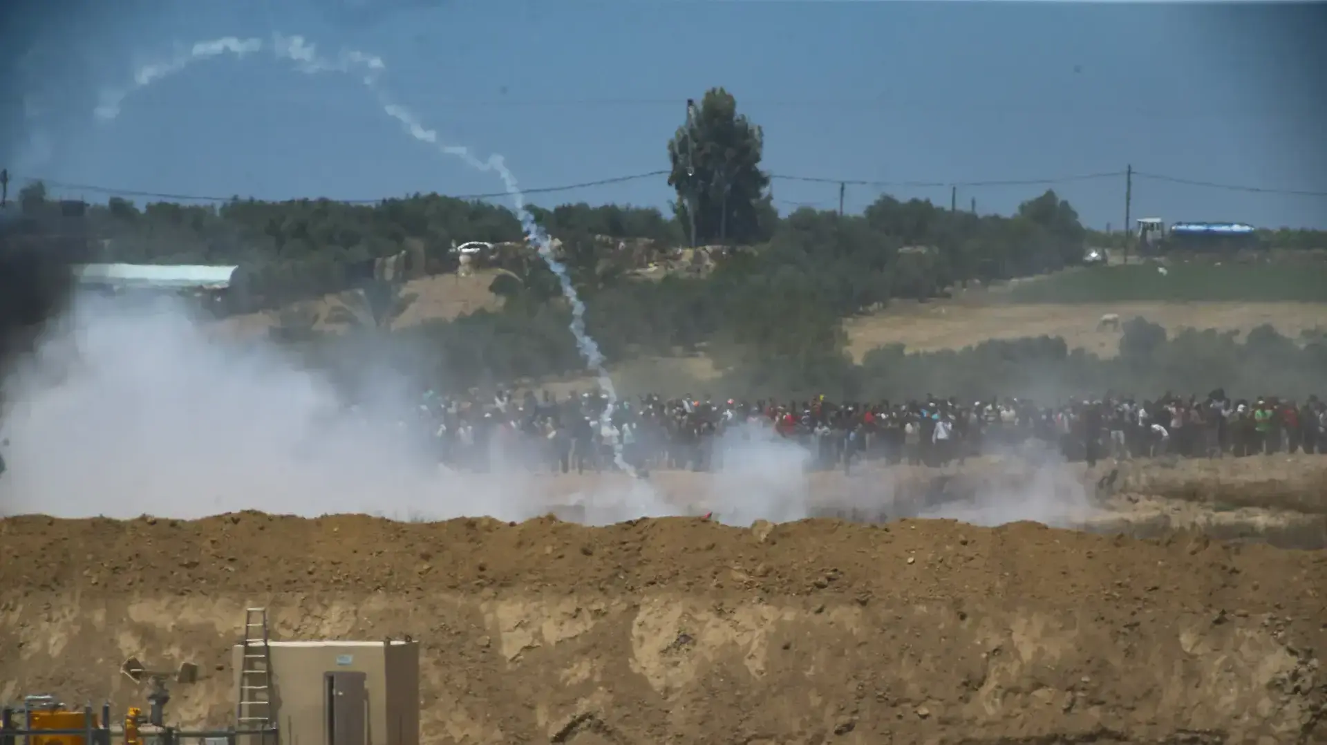מחאות ברצועת עזה נגד פתיחת השגרירות האמריקאנית בירושלים היום, 14 במאי 2018 מחאות ברצועת עזה נגד פתיחת השגרירות האמריקאנית בירושלים היום, 14 במאי 2018