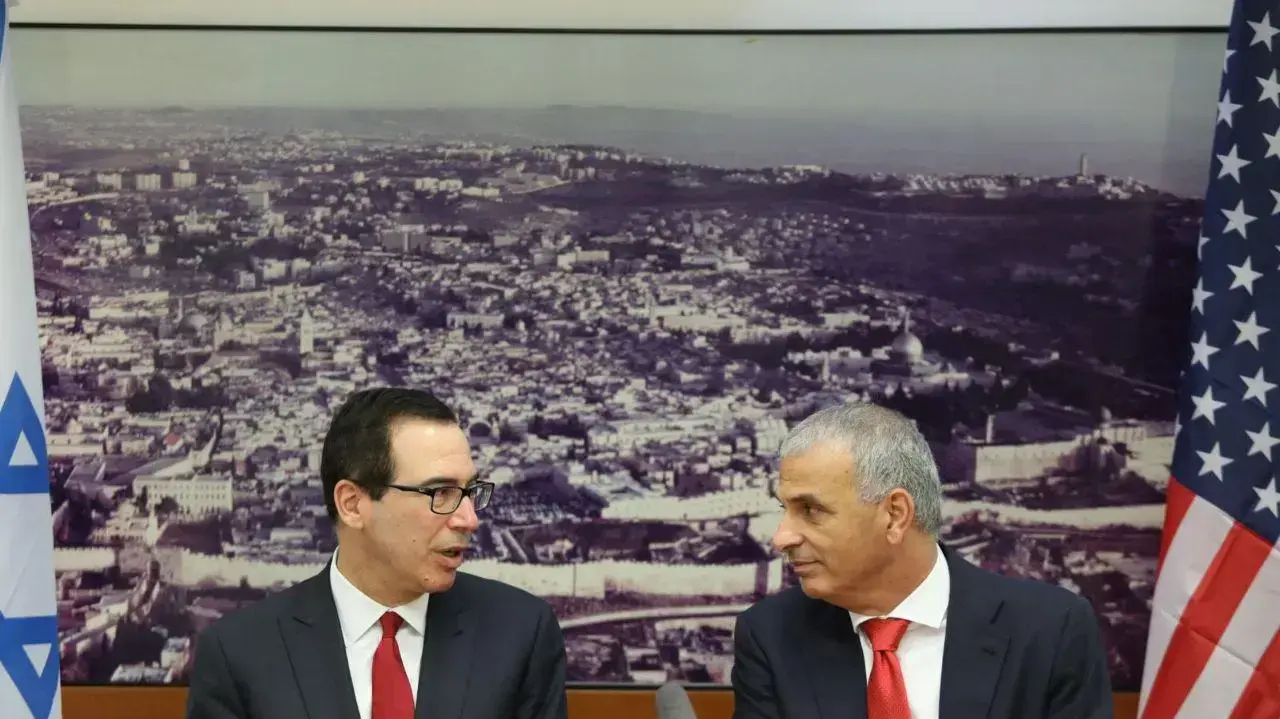 שר האוצר משה כחלון נפגש עם עמיתו, שר האוצר האמריקאי סטיבן מנוצ'ין בירושלים ה-14 במאי 2018 שר האוצר משה כחלון נפגש עם עמיתו, שר האוצר האמריקאי סטיבן מנוצ'ין בירושלים ה-14 במאי 2018
