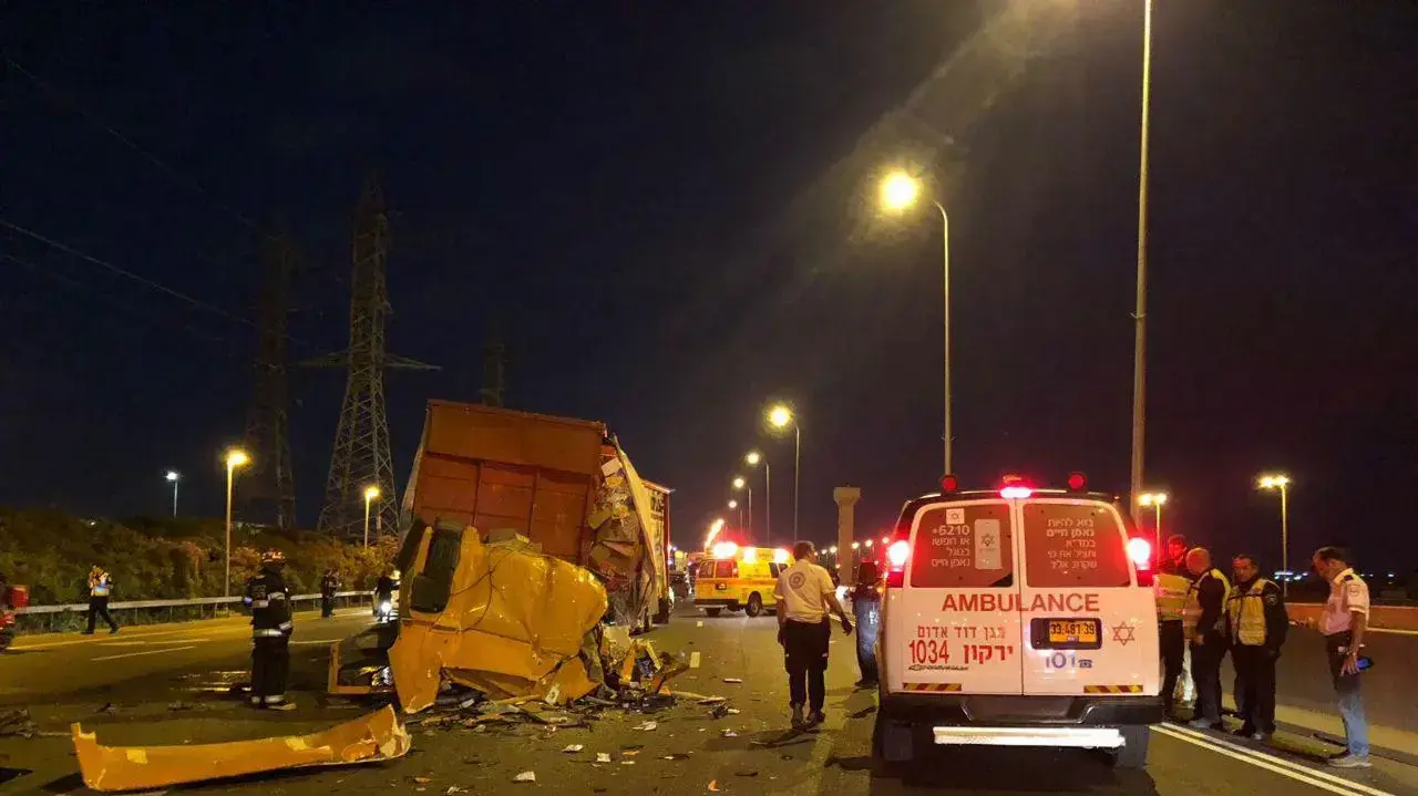 תאונת דרכים בנתיבי איילון ליד הרצליה