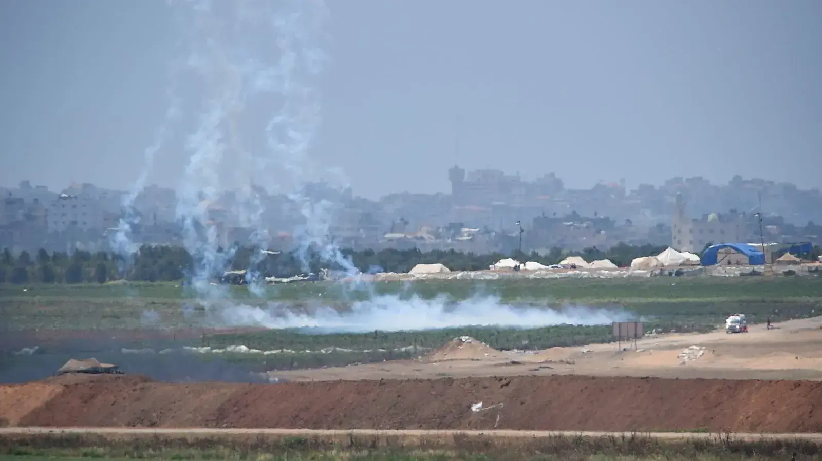 הפגנה בגבול רצ"ע לרגל יום הנכבה 15 במאי 2018 הפגנה בגבול רצ"ע לרגל יום הנכבה 15 במאי 2018