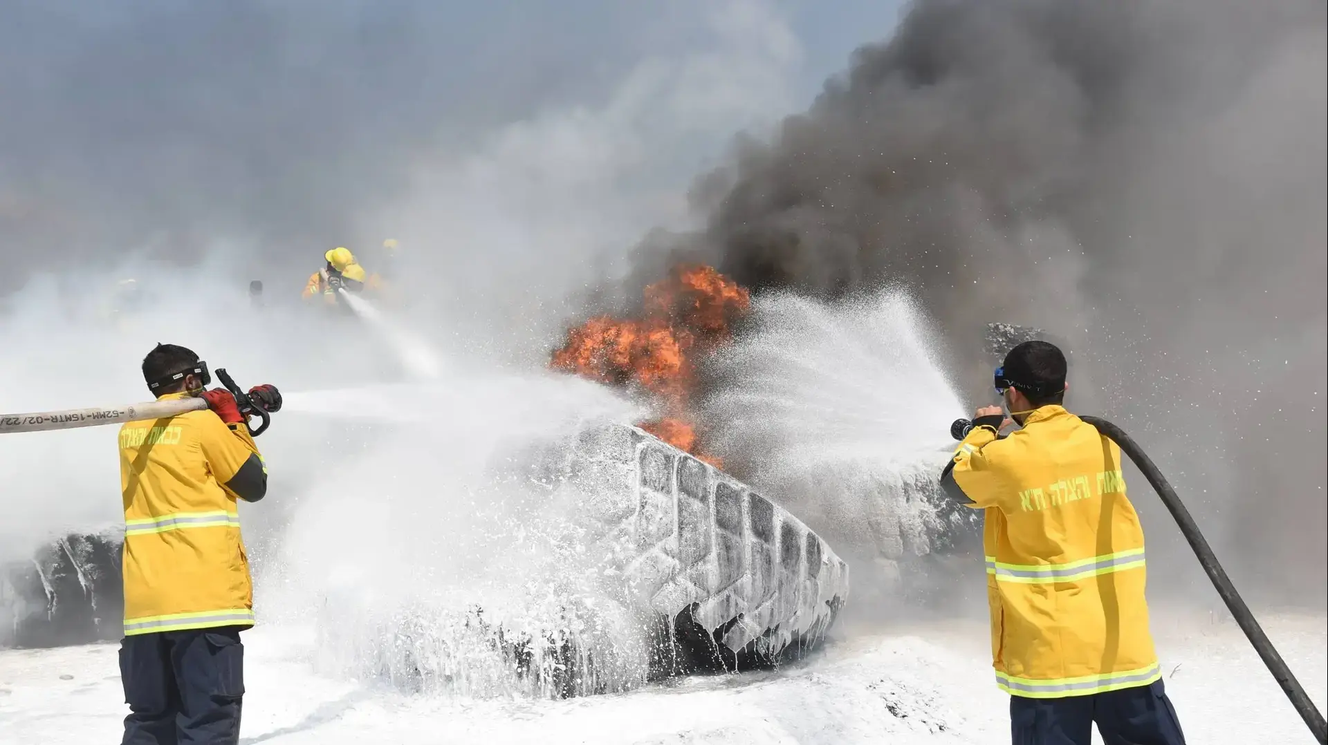 שריפת סוללת כיפת ברזל בגבול רצועת עזה, 15 במאי 2018 שריפת סוללת כיפת ברזל בגבול רצועת עזה, 15 במאי 2018