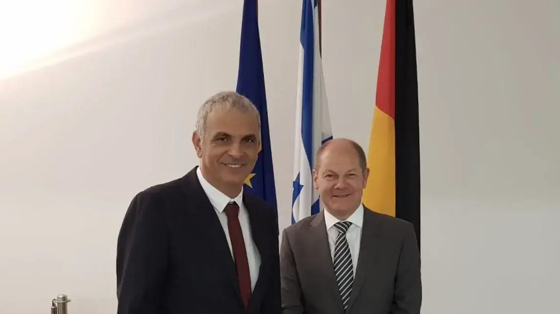 שר האוצר משה כחלון עם שר האוצר הגרמני אולף שולץ היום בברלין שר האוצר משה כחלון עם שר האוצר הגרמני אולף שולץ היום בברלין