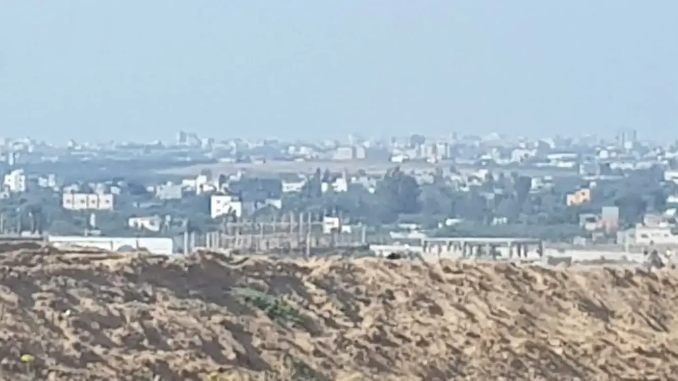 התפתחות בבנייה בצד הפלסטיני של הגבול עם הרצועה, מאי 2018 התפתחות בבנייה בצד הפלסטיני של הגבול עם הרצועה, מאי 2018