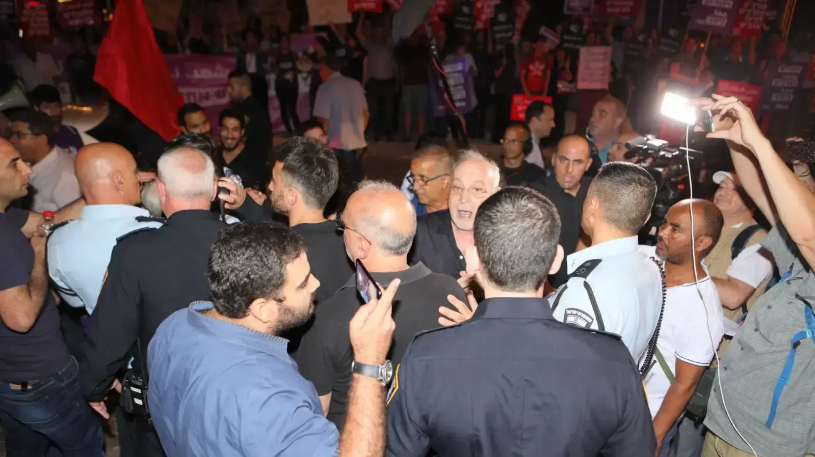 הפגנה בחיפה נגד מעצר מפגינים ופעילות צה"ל ברצועת עזה ה-20 במאי 2018 הפגנה בחיפה נגד מעצר מפגינים ופעילות צה"ל ברצועת עזה ה-20 במאי 2018