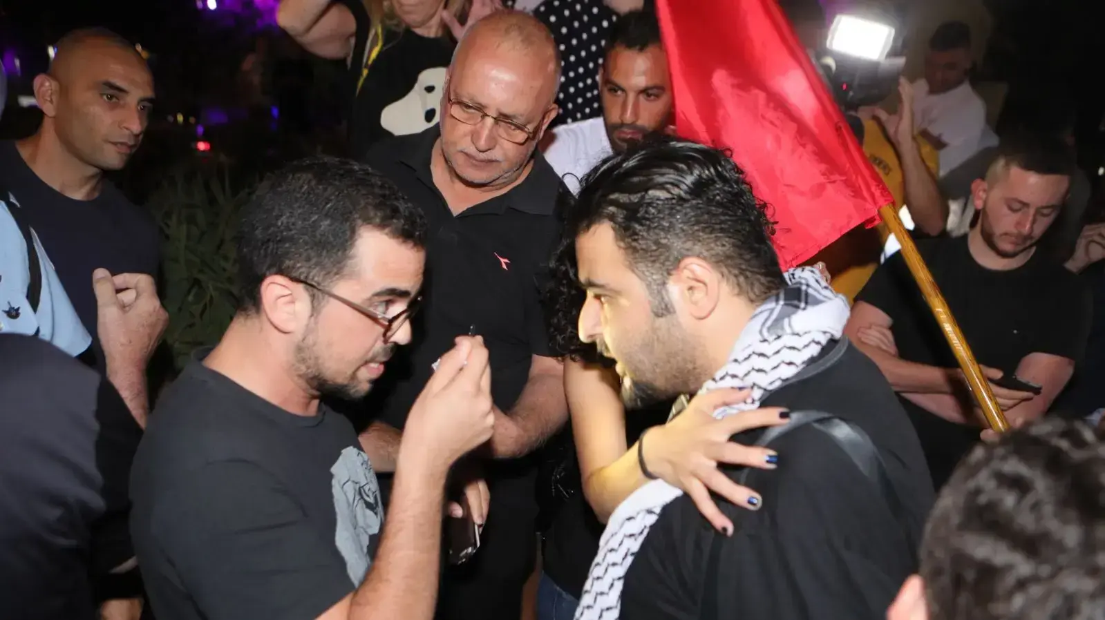 הפגנה בחיפה נגד מעצר מפגינים ופעילות צה"ל ברצועת עזה ה-20 במאי 2018 הפגנה בחיפה נגד מעצר מפגינים ופעילות צה"ל ברצועת עזה ה-20 במאי 2018