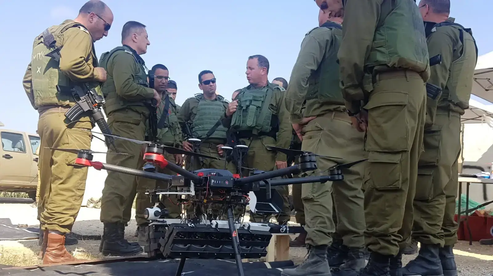 יחידת מטמון לפיתחו אמצעים ורחפנים נגד המפגינים בגבול רצועת עזה יחידת מטמון לפיתחו אמצעים ורחפנים נגד המפגינים בגבול רצועת עזה
