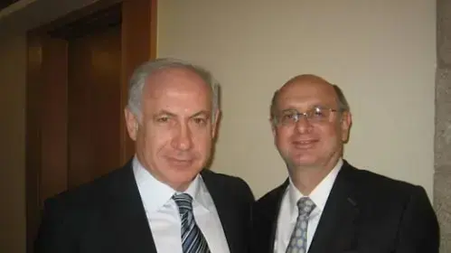 חוליו מסר ובנימין נתניהו ב-2009 חוליו מסר ובנימין נתניהו ב-2009