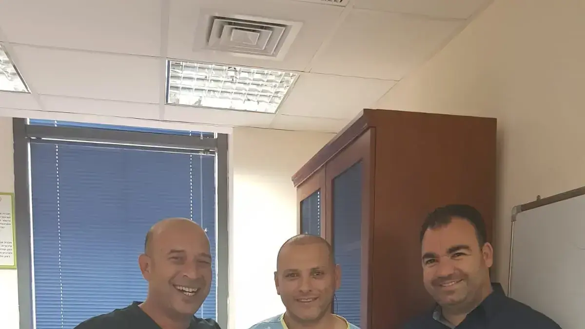 נהג האוטובוס אדהם בדיר שהותקף ומנהלי אופקים נהג האוטובוס אדהם בדיר שהותקף ומנהלי אופקים