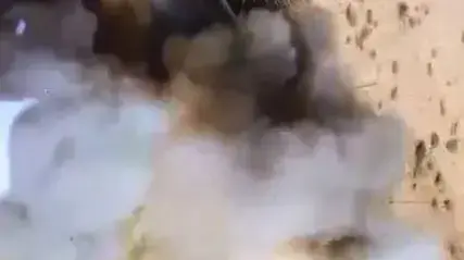המטען שהוסווה בתוך קאטר סמוך לגדר המערכת בדרום רצועת עזה 27 במאי 2018 המטען שהוסווה בתוך קאטר סמוך לגדר המערכת בדרום רצועת עזה 27 במאי 2018