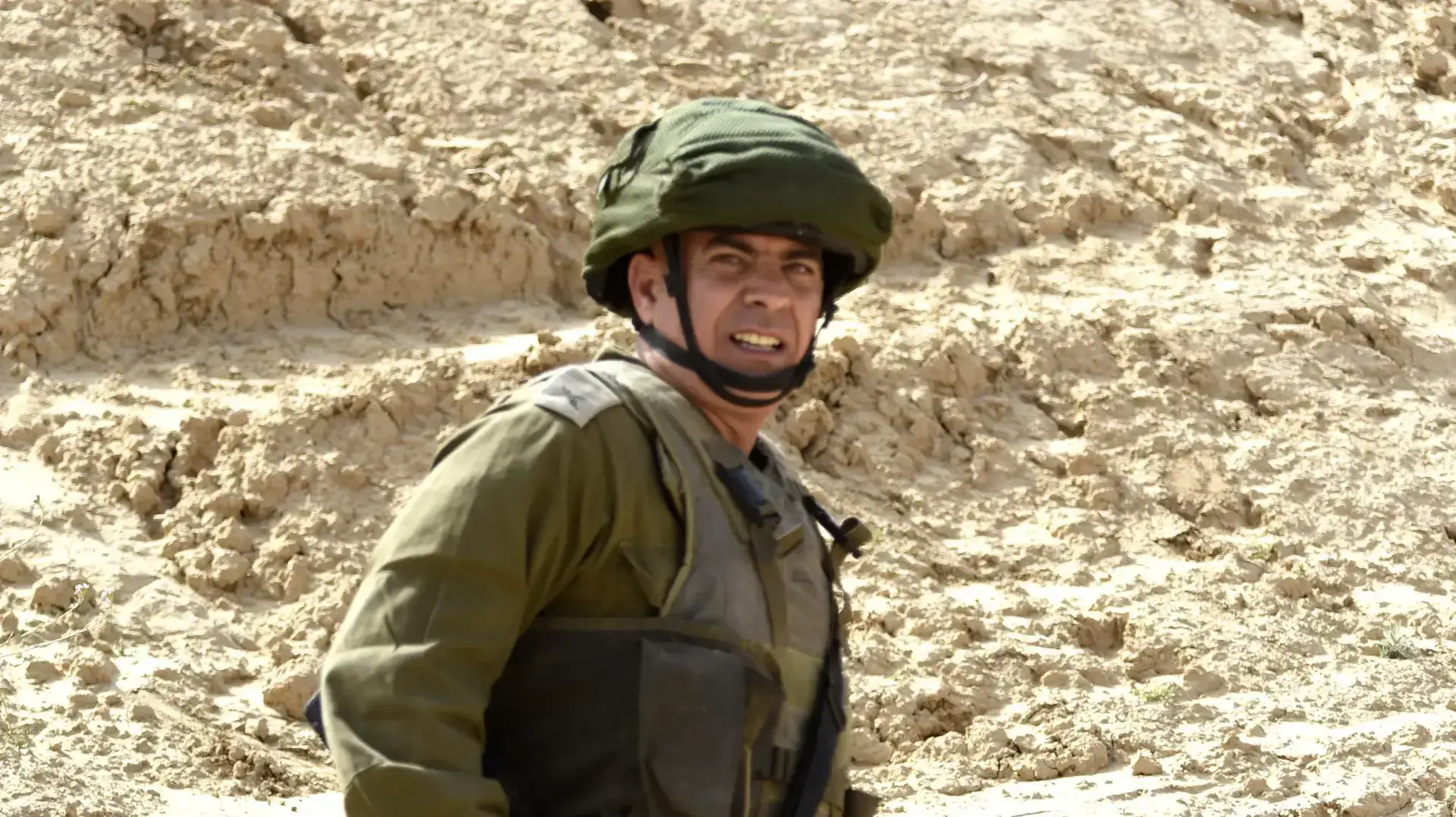תא"ל רסאן עליאן קצין חי"ר וצנחנים ראשי בגבול עזה 13 באפריל 2018
תא"ל רסאן עליאן קצין חי"ר וצנחנים ראשי בגבול עזה 13 באפריל 2018