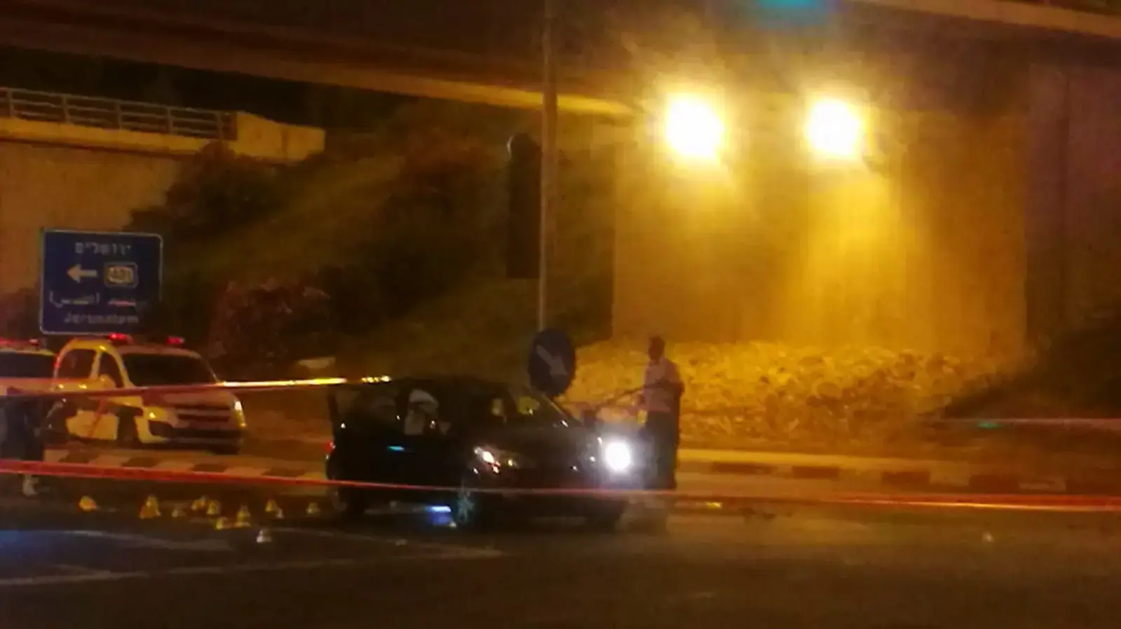 זירת הירי ליד ראשון לציון שבו נרצחה אישה כבת 30 זירת הירי ליד ראשון לציון שבו נרצחה אישה כבת 30