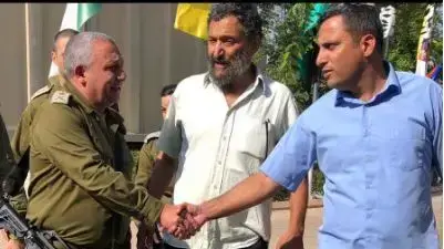 הערכת המצב בין הרמטכ"ל ואלוף הפיקוד לראשי הרשויות. אלון דוידי, יאיר פרג'ון ורא"ל גדי אייזנקוט הערכת המצב בין הרמטכ"ל ואלוף הפיקוד לראשי הרשויות. אלון דוידי, יאיר פרג'ון ורא"ל גדי אייזנקוט