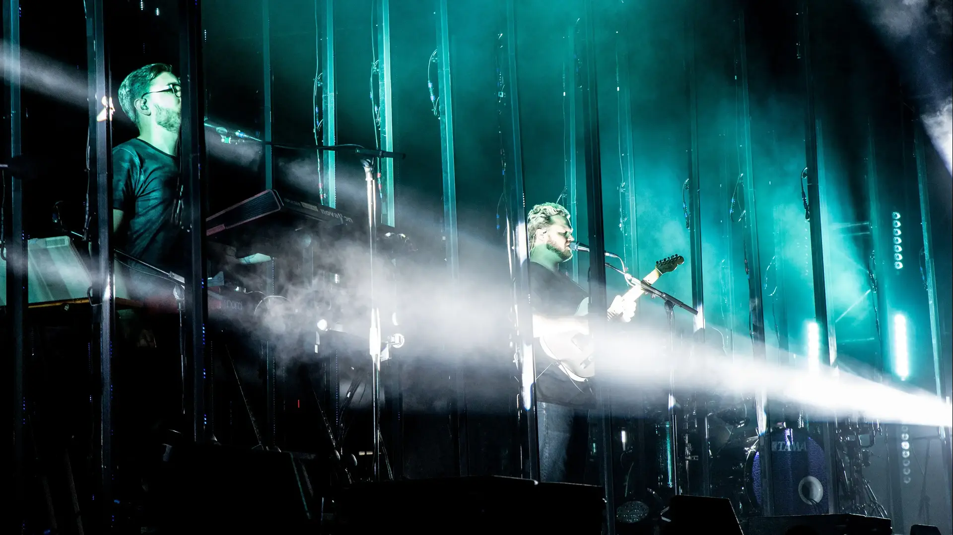 אלט ג'יי בהופעה בגני התערוכה בתל אביב 2018 אלט ג'יי בהופעה בגני התערוכה בתל אביב 2018