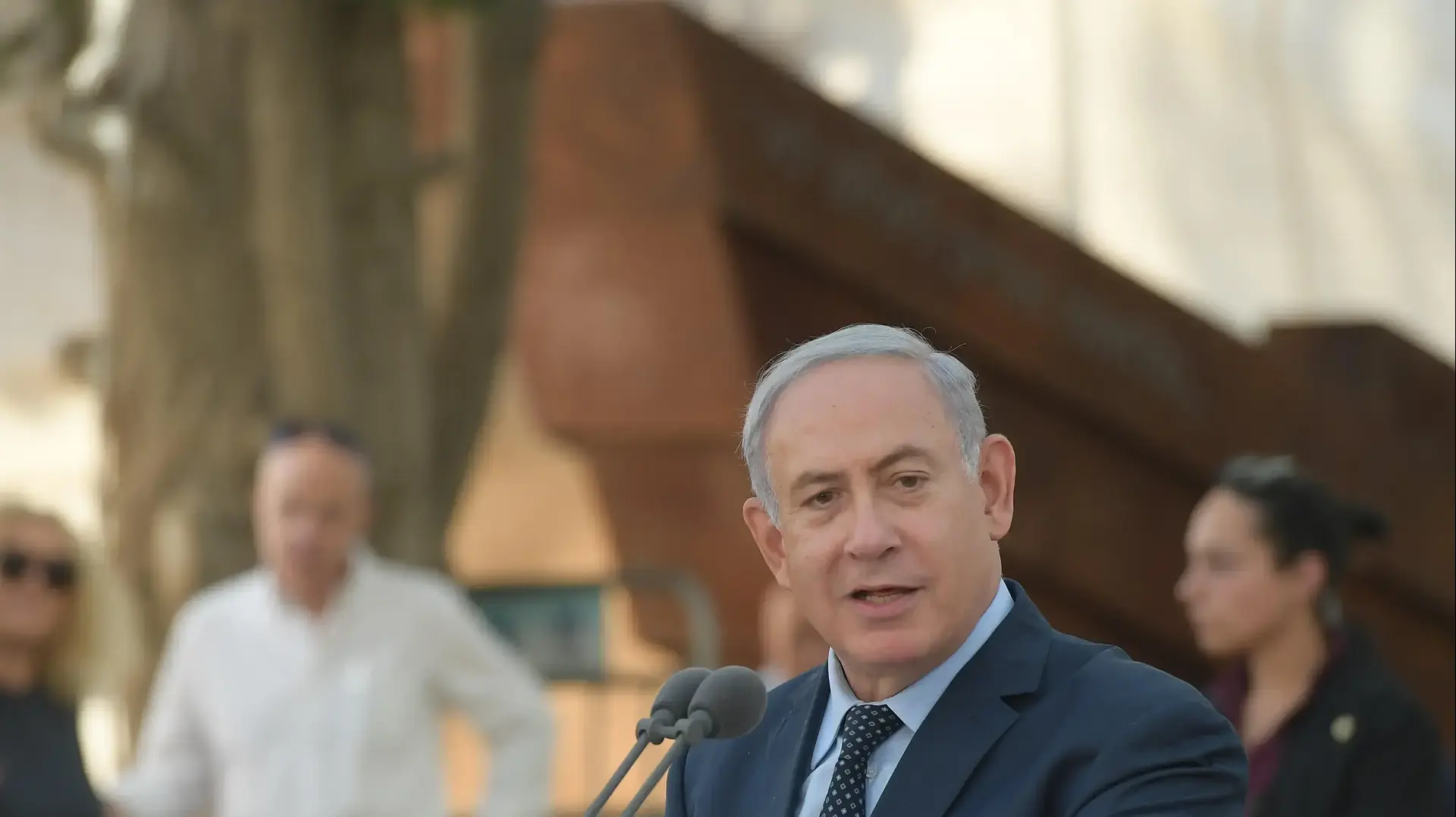 ראש הממשלה בנימין נתניהו בטקס האזכרה הממלכתי לציון 70 שנה לחללי אלטלנה ה-30 במאי 2018 ראש הממשלה בנימין נתניהו בטקס האזכרה הממלכתי לציון 70 שנה לחללי אלטלנה ה-30 במאי 2018