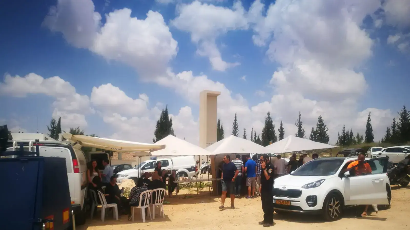 חיפושים אחרי הנעדר בוריס בוטרשוילי ביער בן שמן, 31 במאי 2018 חיפושים אחרי הנעדר בוריס בוטרשוילי ביער בן שמן, 31 במאי 2018