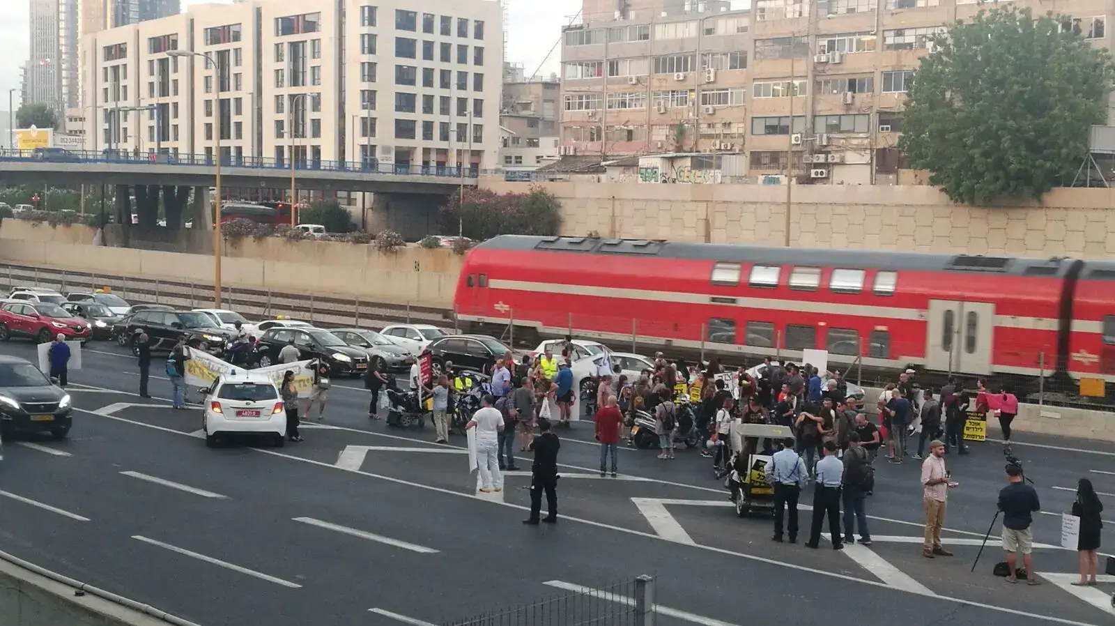 הפגנת נכים וקשישים בתל אביב, 31 במאי 2018 הפגנת נכים וקשישים בתל אביב, 31 במאי 2018