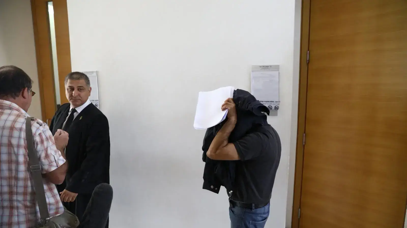 עובדי בית האבות "נאות כיפת הזהב" שהורשעו בהתעללות בבית המשפט המחוזי בחיפה ב-7 ביוני 2018 עובדי בית האבות "נאות כיפת הזהב" שהורשעו בהתעללות בבית המשפט המחוזי בחיפה ב-7 ביוני 2018