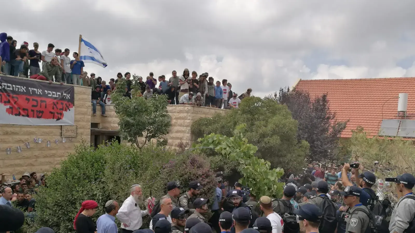 פינוי מאחז נתיב האבות 12 ביוני 2018 פינוי מאחז נתיב האבות 12 ביוני 2018