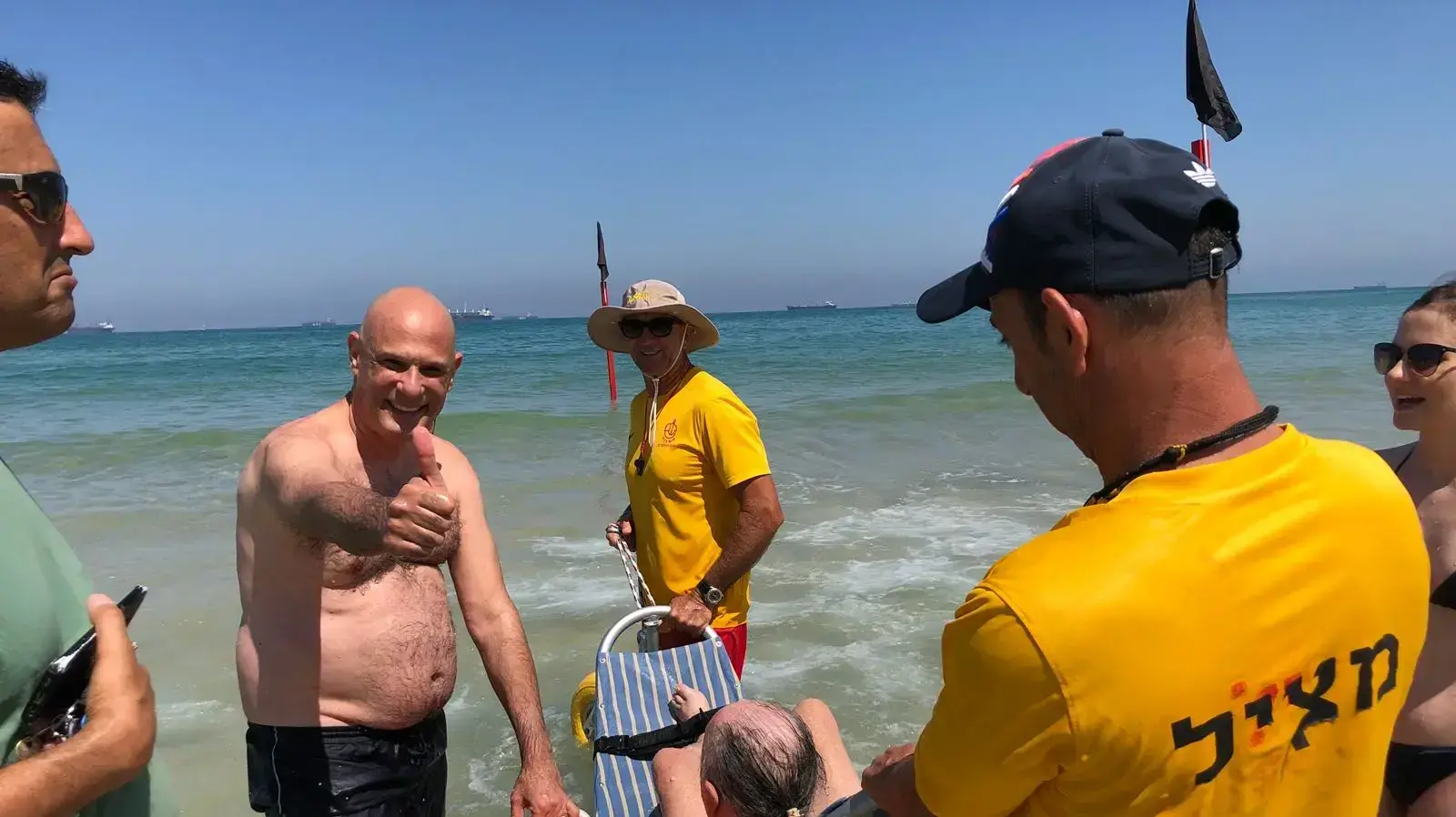 מיכאל קורץ ניצול שואה בן 85 חוף אורנים המונגש אשדוד ה-15 ביוני 2018 מיכאל קורץ ניצול שואה בן 85 חוף אורנים המונגש אשדוד ה-15 ביוני 2018