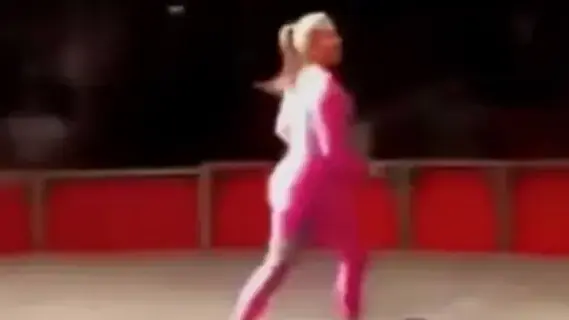 נשים בקרקס בריאד, ערב הסעודית, יוני 2018 נשים בקרקס בריאד, ערב הסעודית, יוני 2018