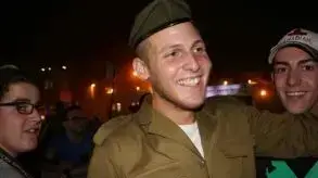מנחם גורדון חייל בודד שאובחן בסרטן מנחם גורדון חייל בודד שאובחן בסרטן