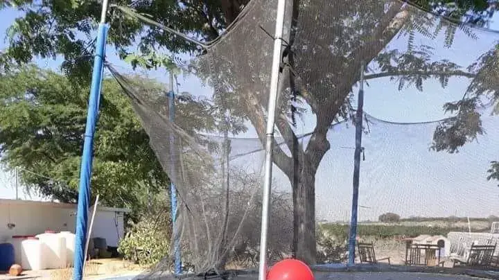 בלון נפץ שנחת על טרמפולינה בחצר בית במועצה האזורית אשכול, 20 ביוני 2018 בלון נפץ שנחת על טרמפולינה בחצר בית במועצה האזורית אשכול, 20 ביוני 2018