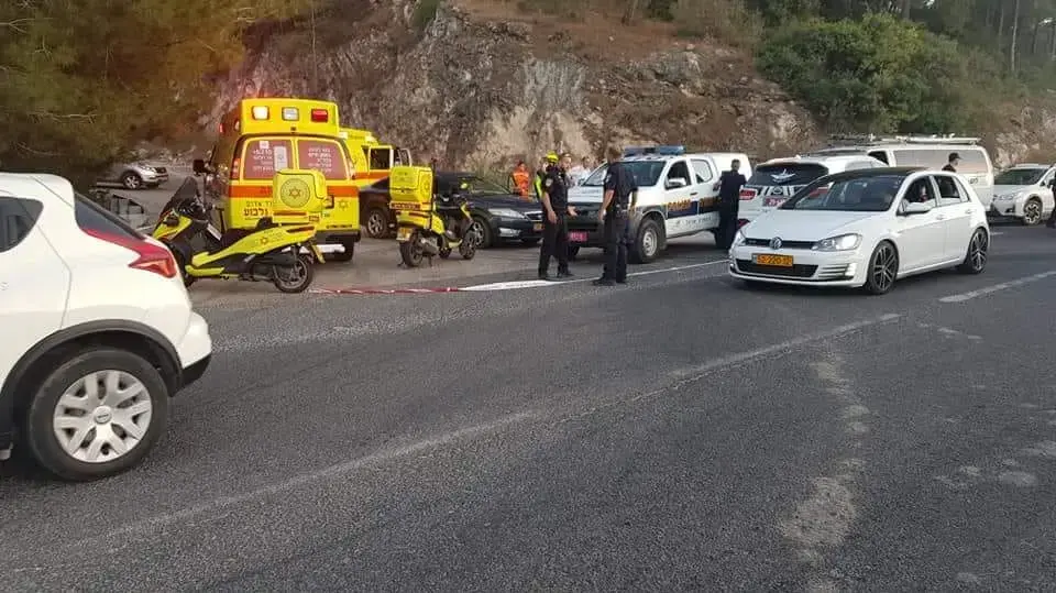 רכבו של תושב זלפה בן 31 שנמצא ללא רוח חיים בצומת מי עמי, 23 ביוני 2018 רכבו של תושב זלפה בן 31 שנמצא ללא רוח חיים בצומת מי עמי, 23 ביוני 2018