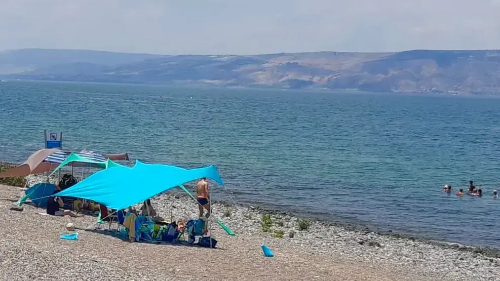 רוחצים בכנרת, 30 ביוני 2018 רוחצים בכנרת, 30 ביוני 2018