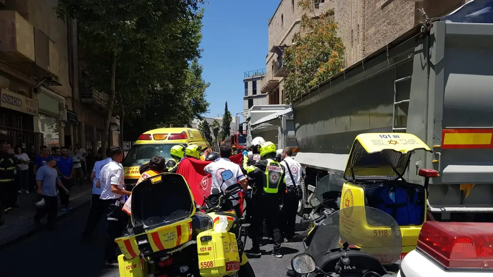 גבר בן 50 נדרס למוות על ידי משאית ה-7 ביולי 2018 גבר בן 50 נדרס למוות על ידי משאית ה-7 ביולי 2018