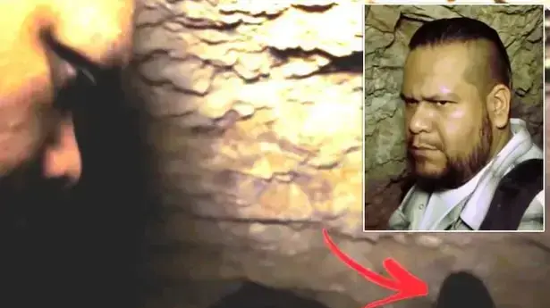 צייד רוחות רפאים במערה