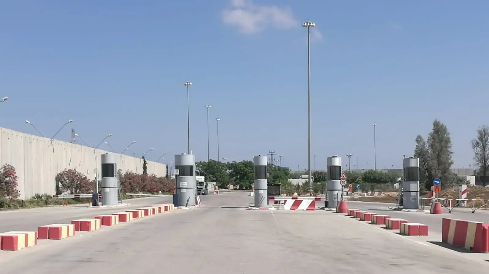 מעבר כרם שלום 10 ביולי 2018 מעבר כרם שלום 10 ביולי 2018
