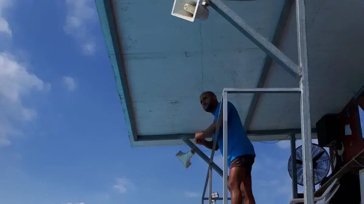 ברק שמואל, מציל שהציל את חייו של ילד שטבע בבריכה בבת ים, יולי 2018 ברק שמואל, מציל שהציל את חייו של ילד שטבע בבריכה בבת ים, יולי 2018