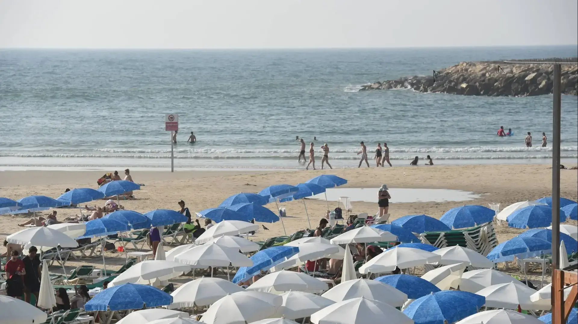 חופי הים בתל אביב בזמן גמר המונדיאל, 15 ביולי 2018 חופי הים בתל אביב בזמן גמר המונדיאל, 15 ביולי 2018