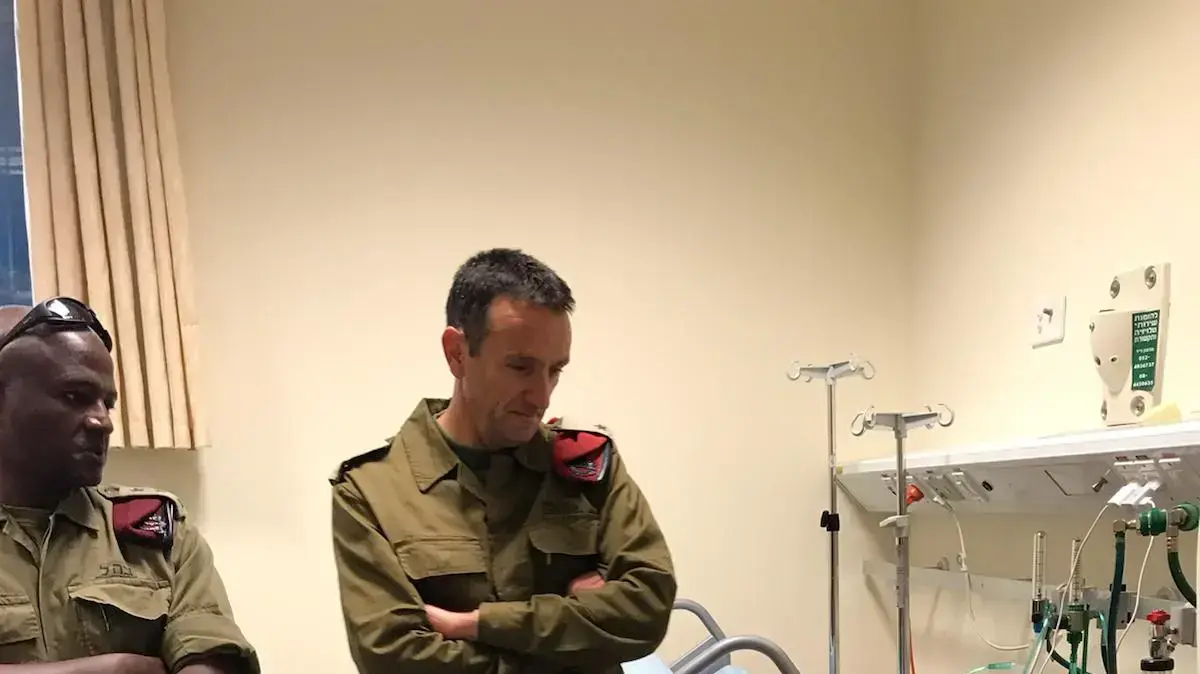 אלוף פיקוד דרום הרצי הלוי מבקר קצין שריון ה-15 ביולי 2018 אלוף פיקוד דרום הרצי הלוי מבקר קצין שריון ה-15 ביולי 2018