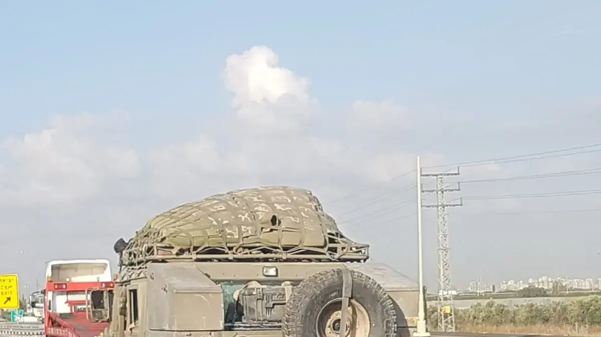 שיירות ג'יפי מסוג האמר של צה"ל חזרו לנסוע בכביש 6 אחרי התאונה הקטלנית בה נהרגו שלושה חיילי חטיבת גולני שיירות ג'יפי מסוג האמר של צה"ל חזרו לנסוע בכביש 6 אחרי התאונה הקטלנית בה נהרגו שלושה חיילי חטיבת גולני