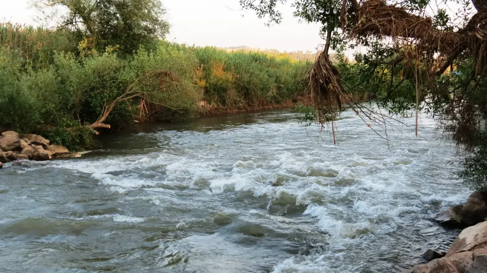 זרימת נהר הירדן זרימת נהר הירדן