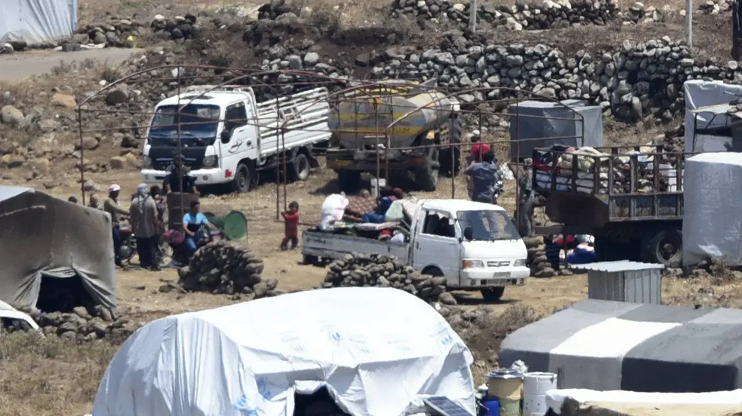 אוהלים של פליטים סורים בגבול 17 ביולי 2018 אוהלים של פליטים סורים בגבול 17 ביולי 2018