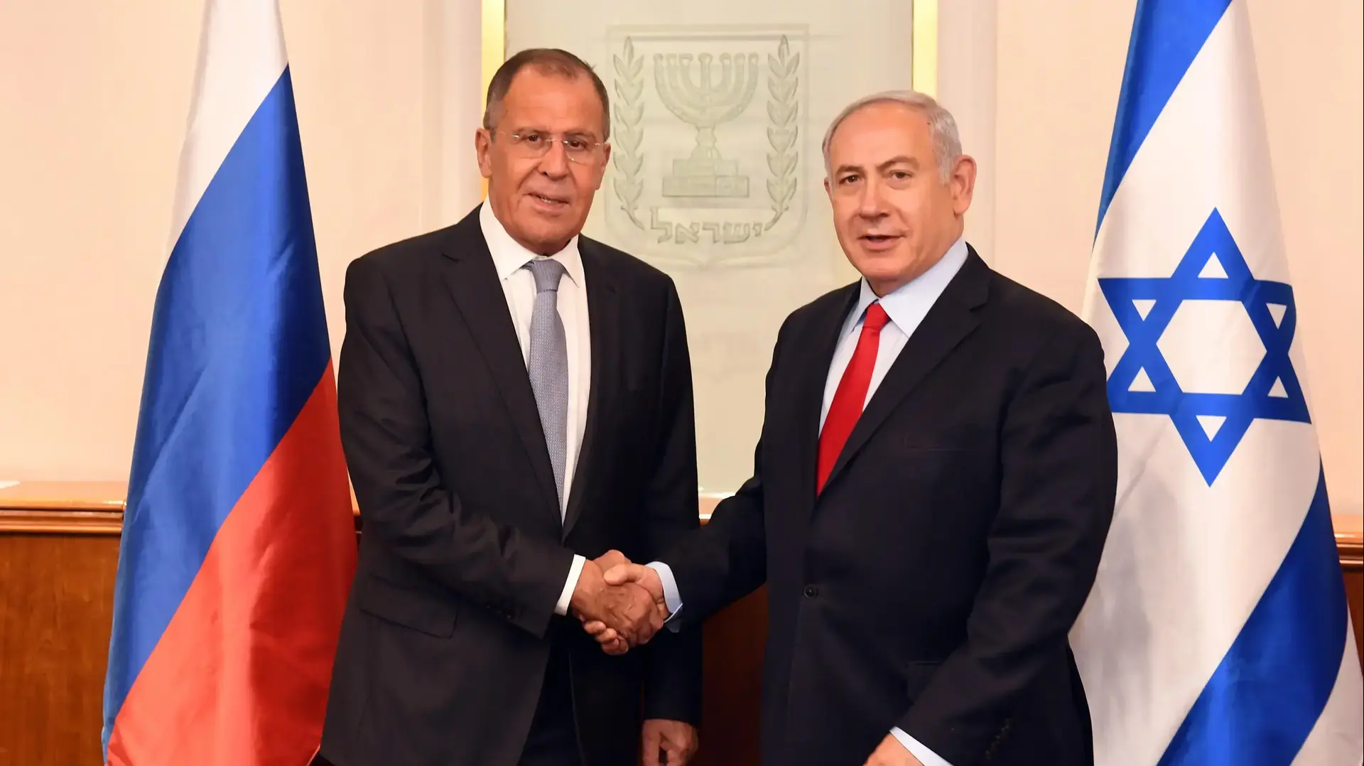 ראש הממשלה בנימין נתניהו בפגישה עם שר החוץ של רוסיה סרגיי לברוב בירושלים, 23 ביולי 2018 ראש הממשלה בנימין נתניהו בפגישה עם שר החוץ של רוסיה סרגיי לברוב בירושלים, 23 ביולי 2018