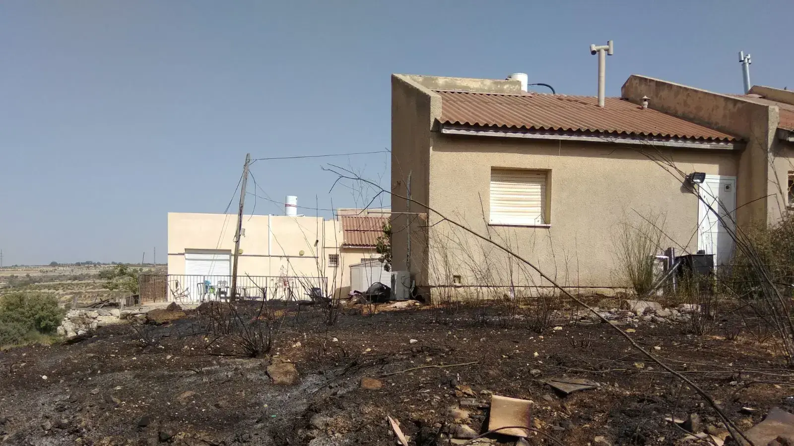 נזקי שריפה בהתנחלות כרמי צור שבגוש עציון, 25 ביולי 2018 נזקי שריפה בהתנחלות כרמי צור שבגוש עציון, 25 ביולי 2018