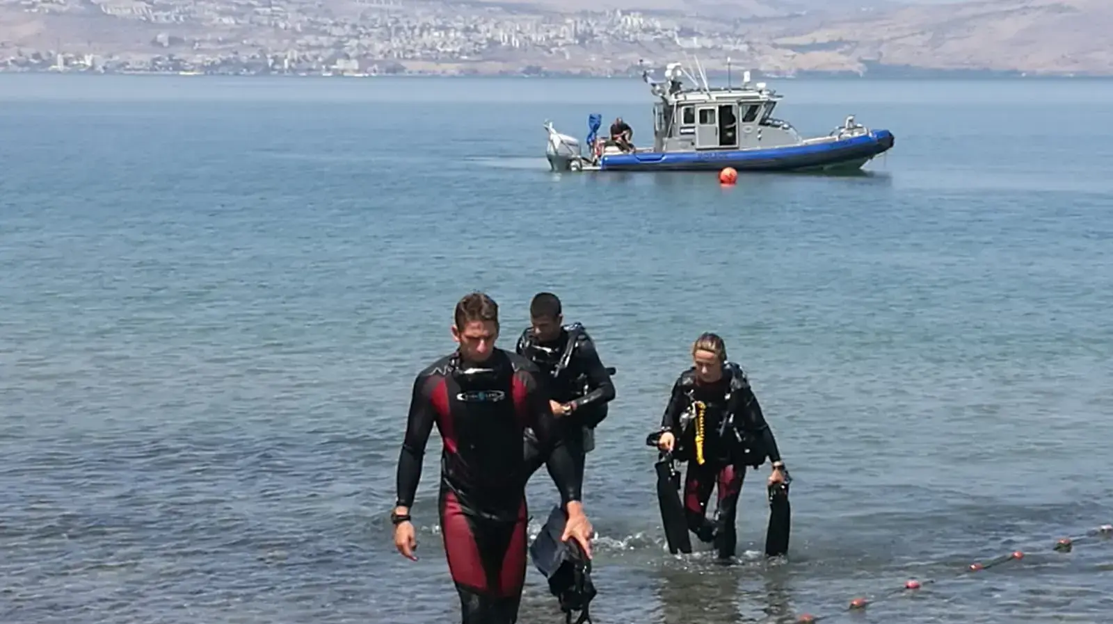חיפושים אחר רקטות דאעש שנפלו לכנרת 26 ביולי 2018
חיפושים אחר רקטות דאעש שנפלו לכנרת 26 ביולי 2018