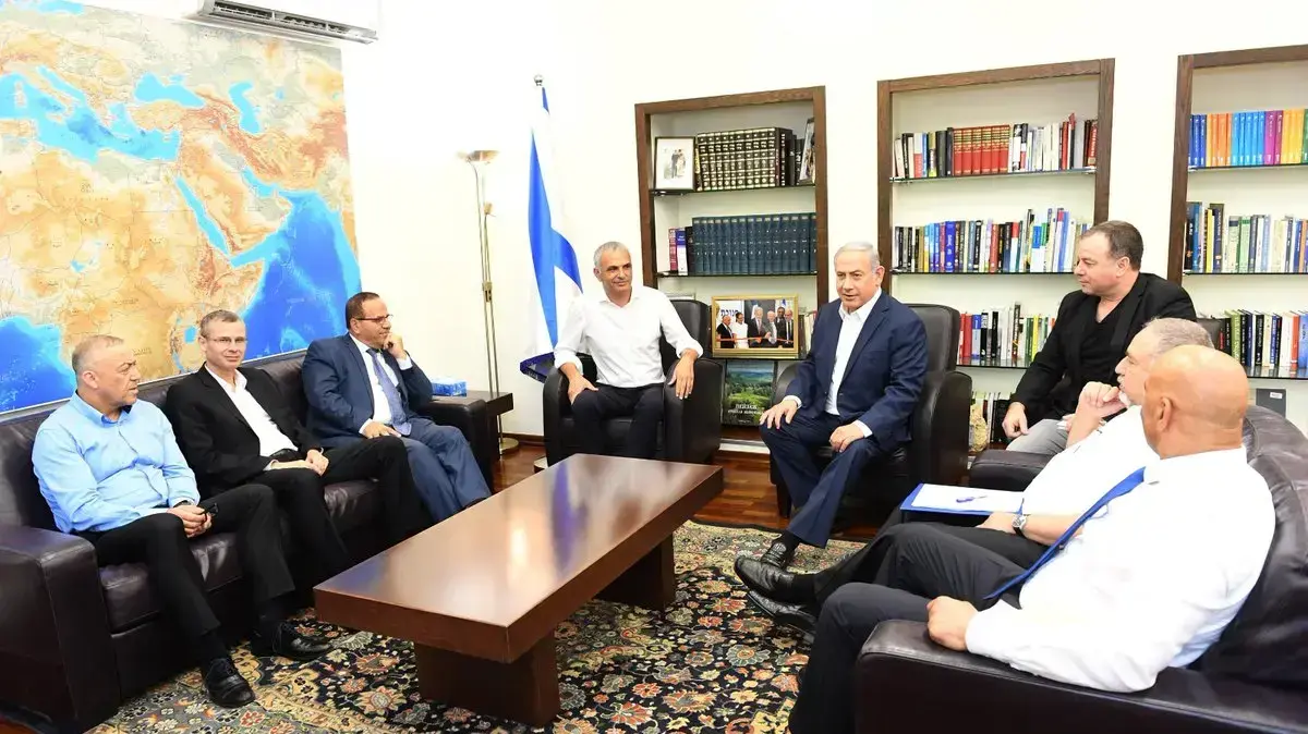 בנימין נתניהו נפגש עם נציגי הדרוזים בקואליציה בנימין נתניהו נפגש עם נציגי הדרוזים בקואליציה