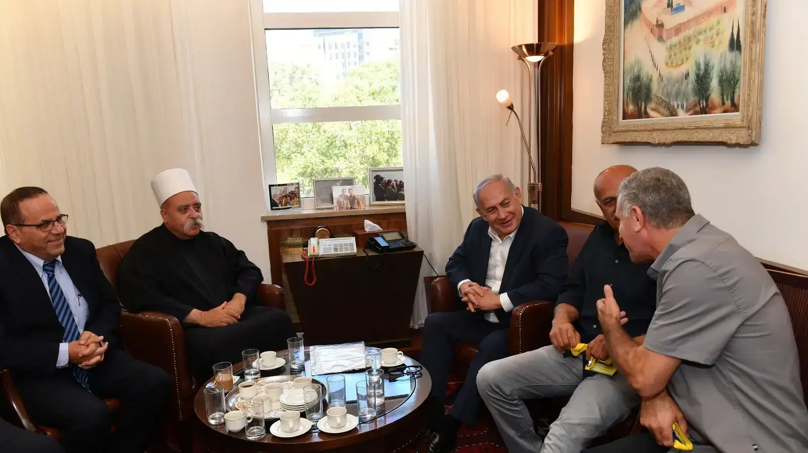 ראש הממשלה בנימין נתניהו נפגש עם נכבדי העדה הדרוזית בלשכתו ב-27 ביולי 2018