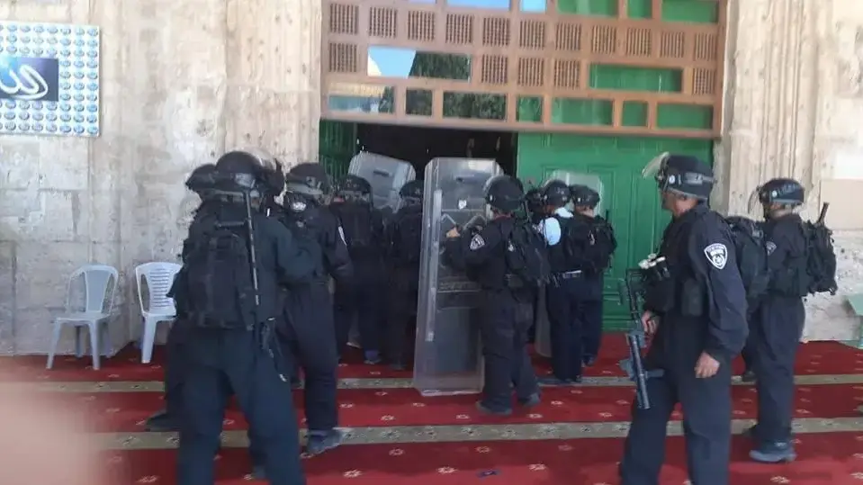 שוטרים בעימותים בהר הבית ב-27 ביולי 2018 שוטרים בעימותים בהר הבית ב-27 ביולי 2018